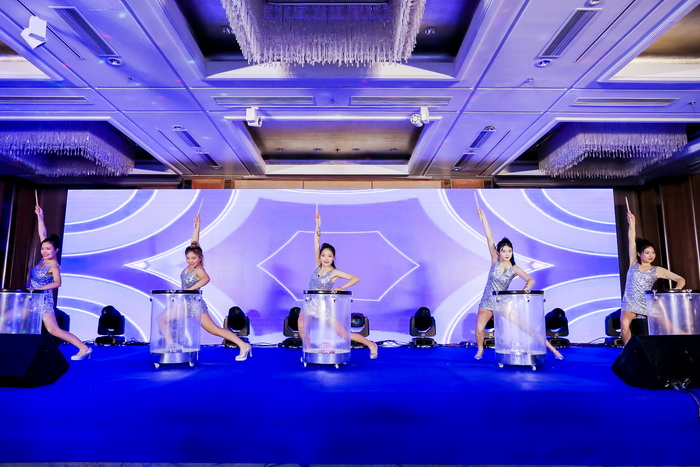 演出现场